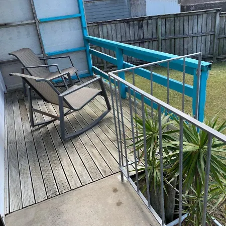 Peaceful Riverfront Cottage In Small Northland Town Te Kopuru Exterior photo